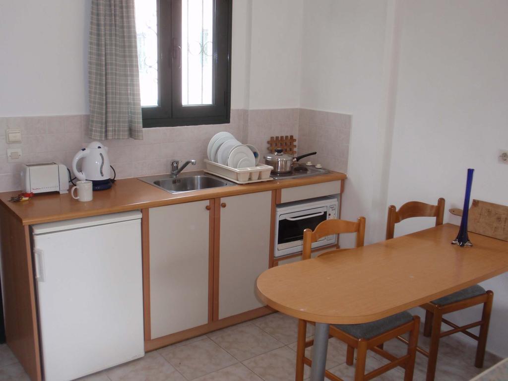 Yianetta Hotel Apartments 카보스 외부 사진